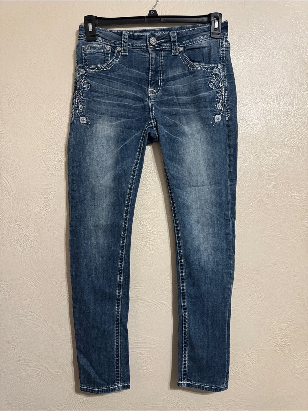 Grace in LA Women's Skinny Jeans with Embroidered Pockets - Blue Wash